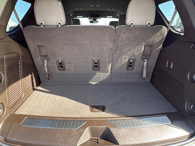 Used 2021 Chevrolet Tahoe Z71 AWD/4WD image 18