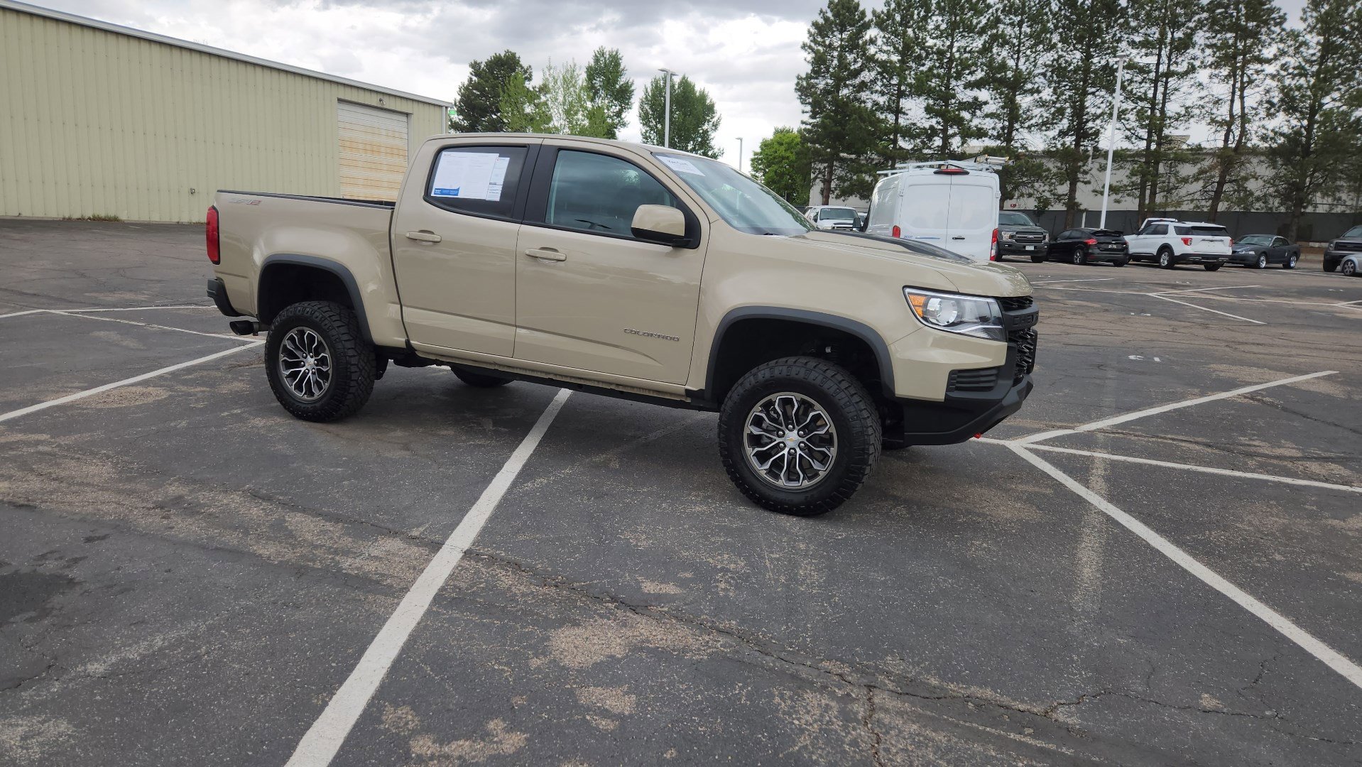 Used 2022 Chevrolet Colorado ZR2 AWD/4WD image 18