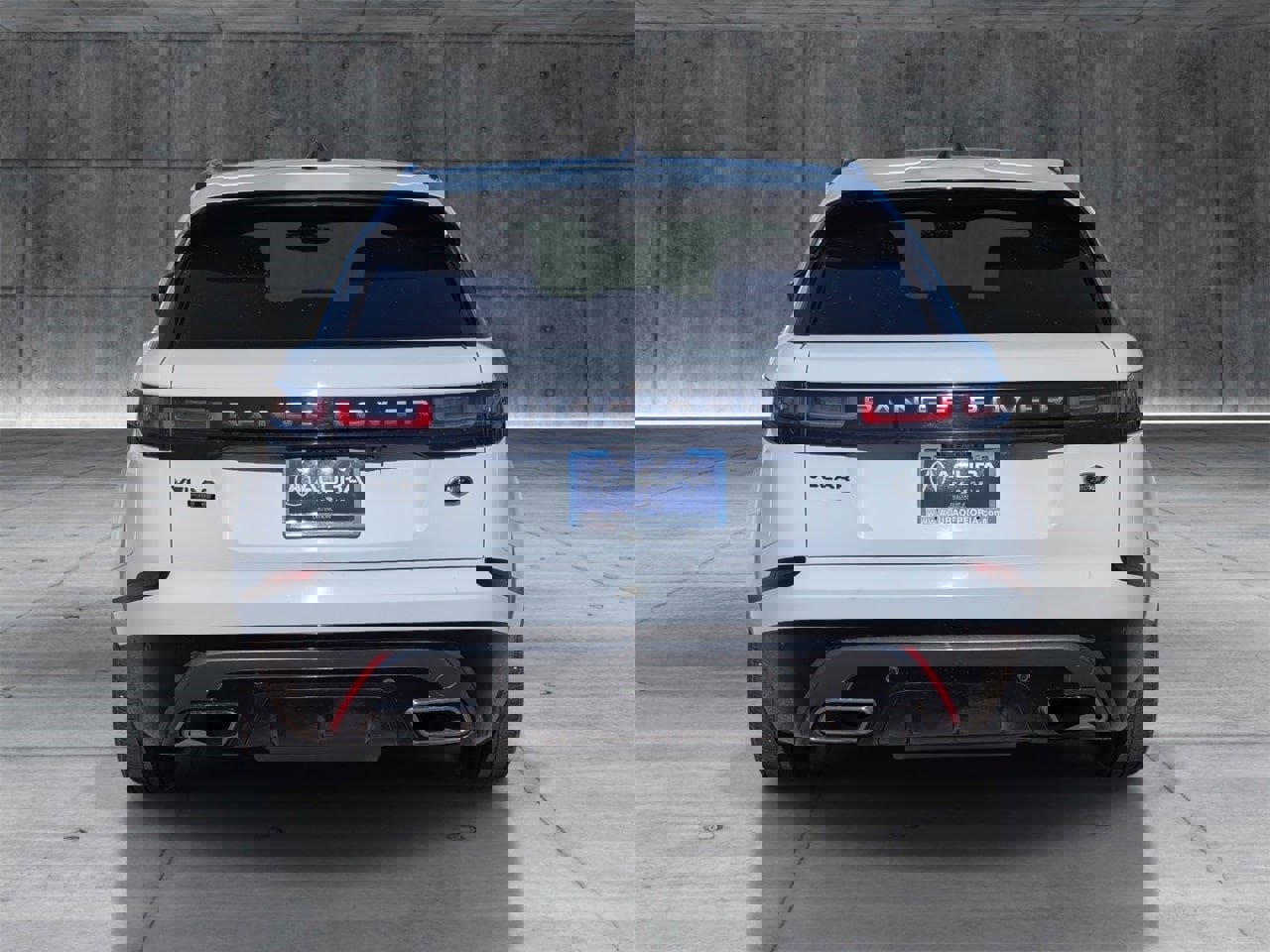 Used 2018 Land Rover Range Rover Velar R-Dynamic SE image 6