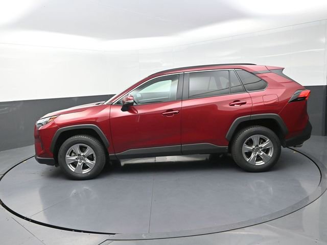 Used 2025 Toyota RAV4 XLE image 4