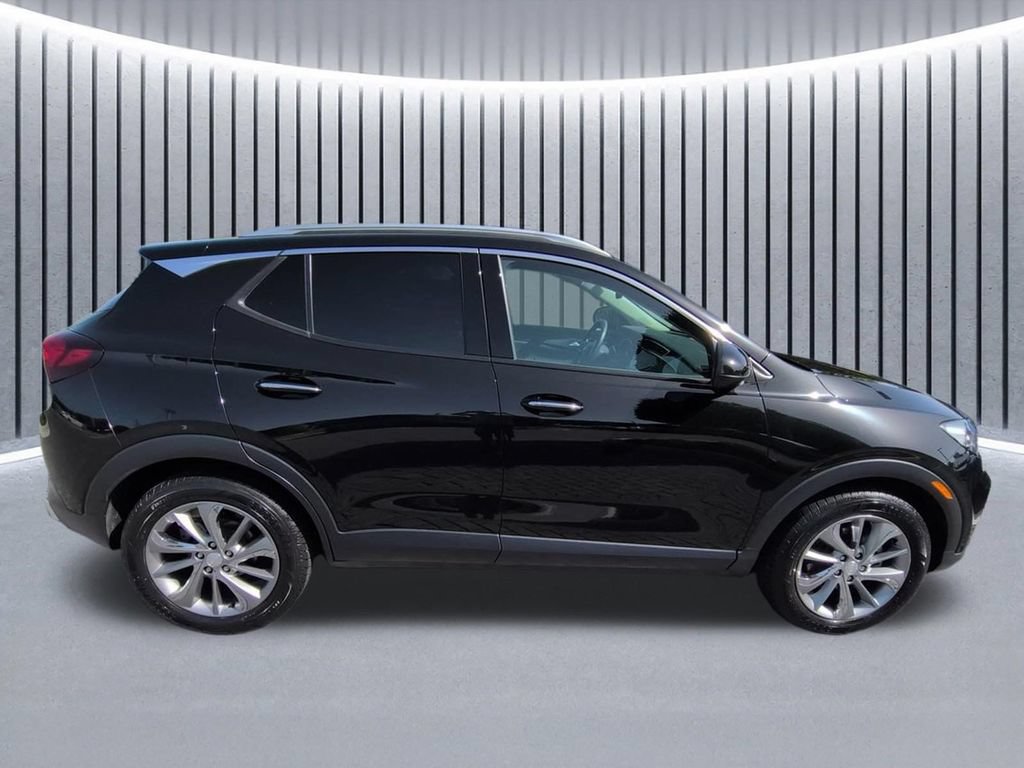 Used 2023 Buick Encore GX Essence w/ Experience Buick Package FWD image 4