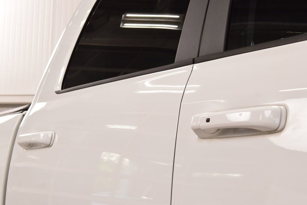 Used 2017 RAM 2500 Laramie w/ Sport Appearance Group AWD/4WD image 15