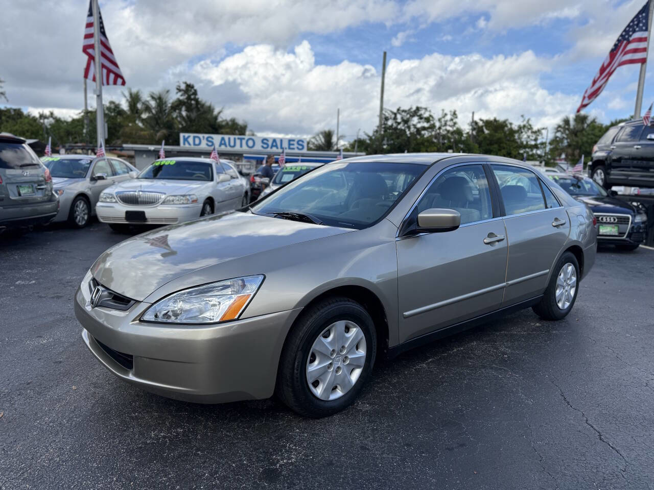 Used 2004 Honda Accord LX image 3
