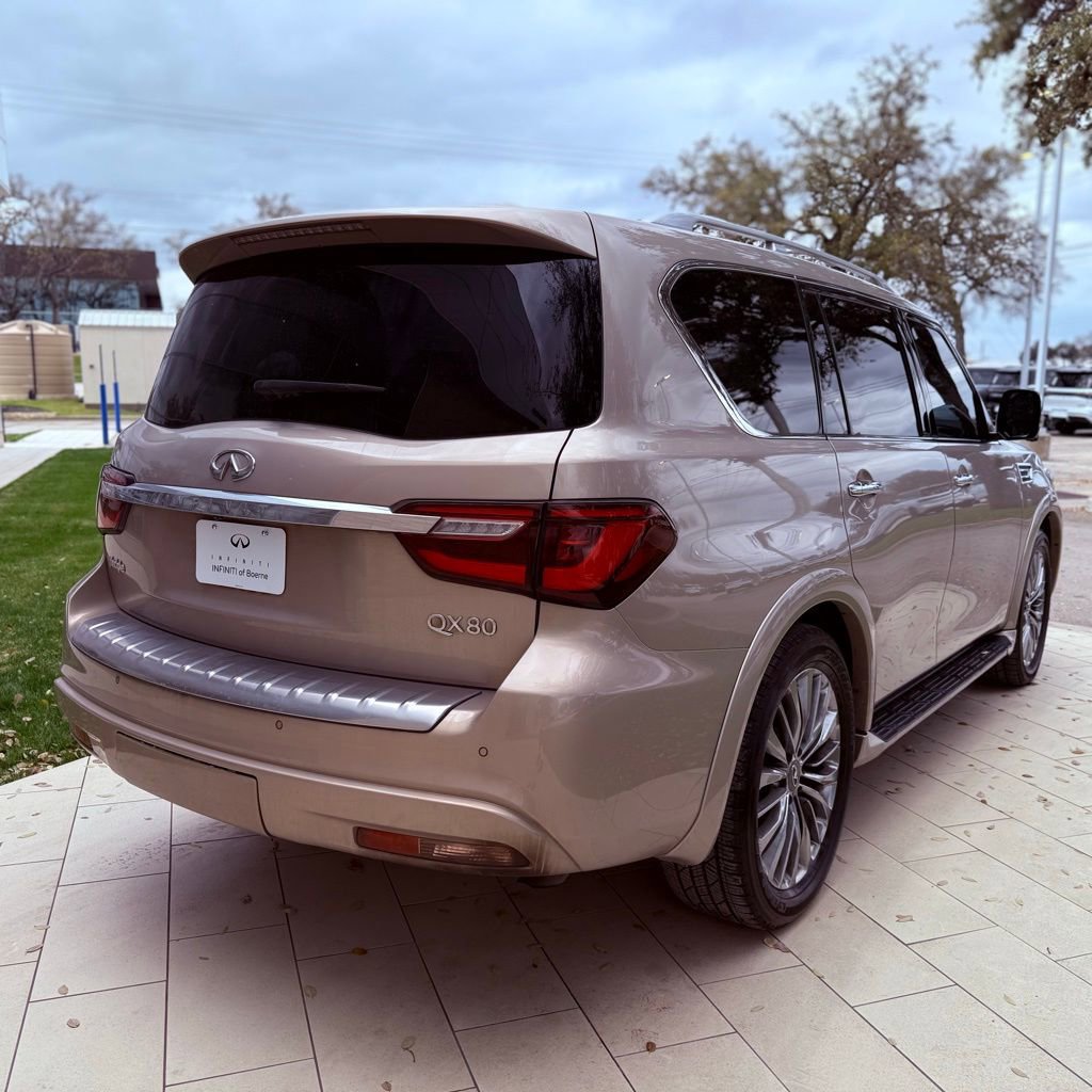 Used 2021 INFINITI QX80 Sensory w/ All-Season Package image 4