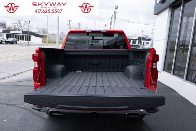 Used 2025 Chevrolet Silverado 1500 LT image 14