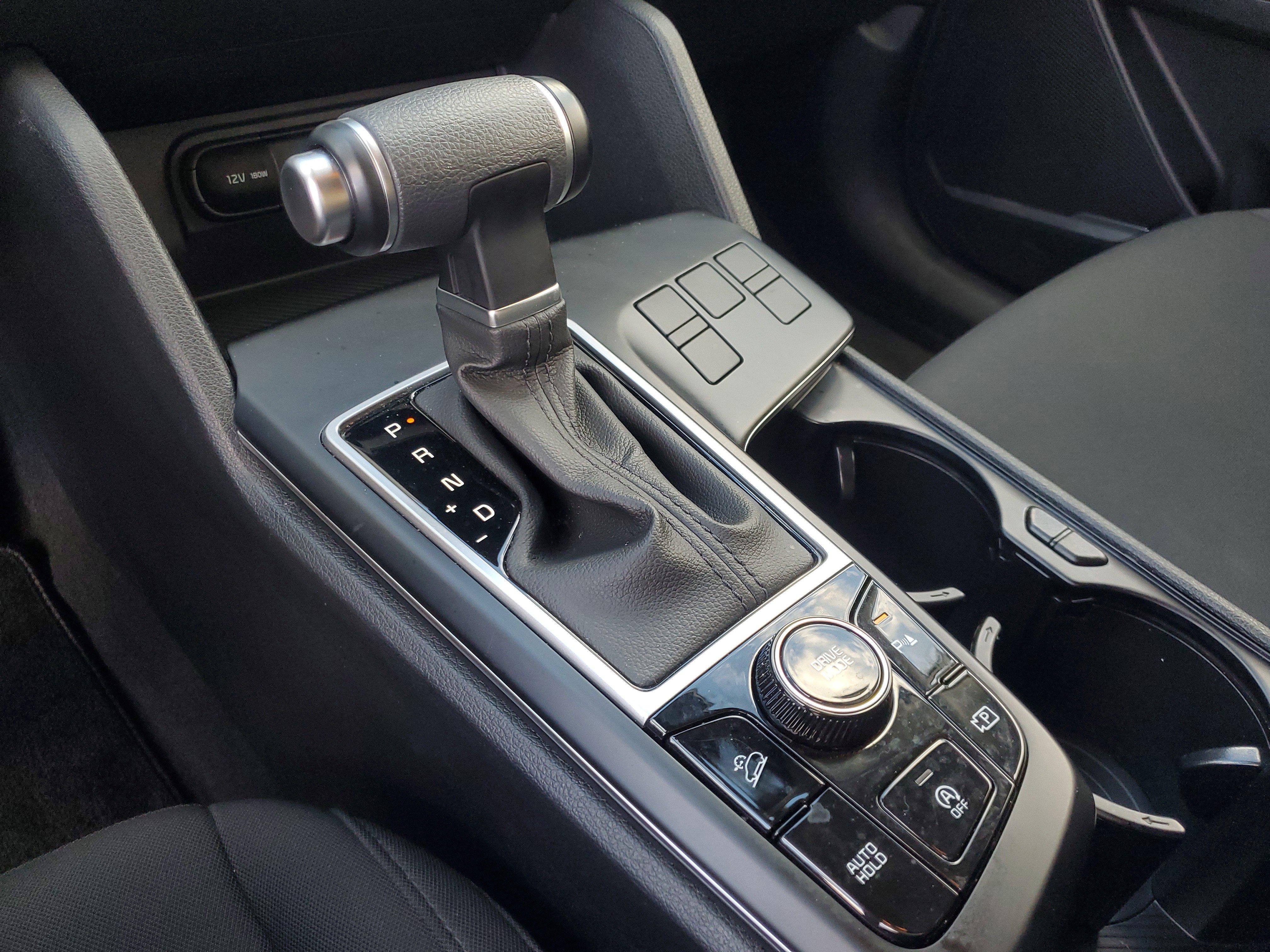 Used 2025 Kia Sportage LX image 23