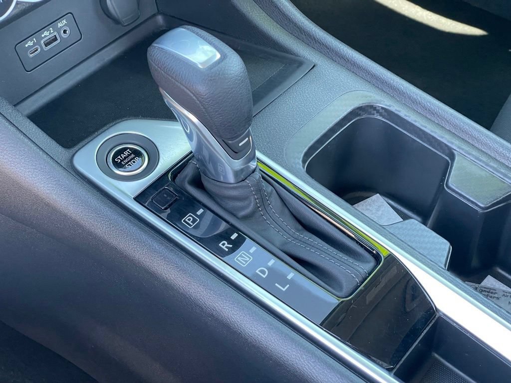 Certified 2021 Nissan Sentra SV FWD image 22