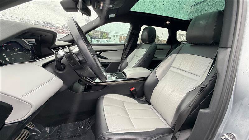 Used 2020 Land Rover Range Rover Evoque R-Dynamic HSE AWD/4WD image 23