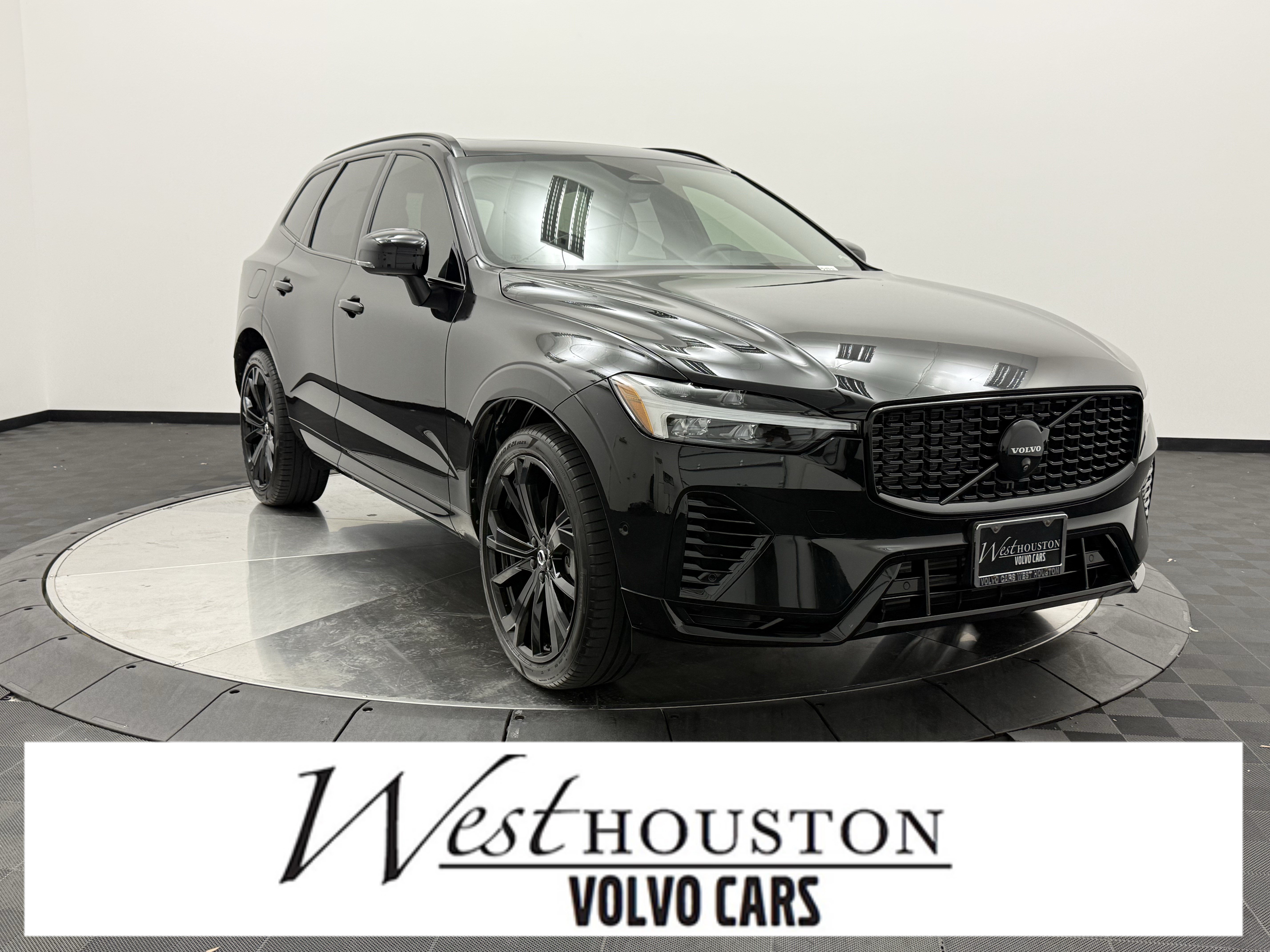 Certified 2024 Volvo XC60 T8 Ultimate w/ Protection Package Premier