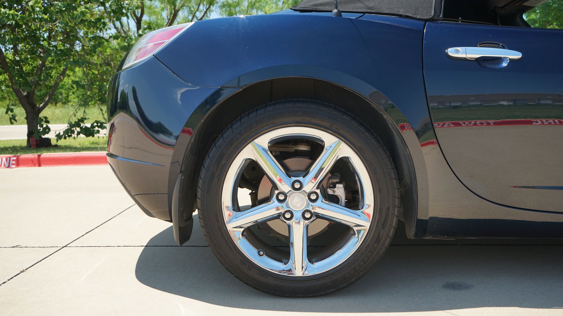 Used 2008 Saturn Sky Red Line RWD image 37