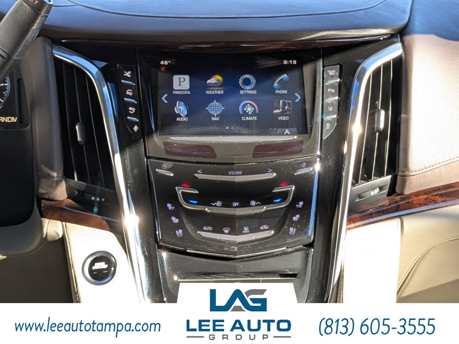 Used 2015 Cadillac Escalade Premium image 21