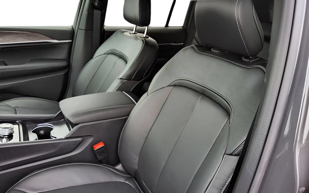 New 2026 Jeep Grand Cherokee Limited AWD/4WD image 23