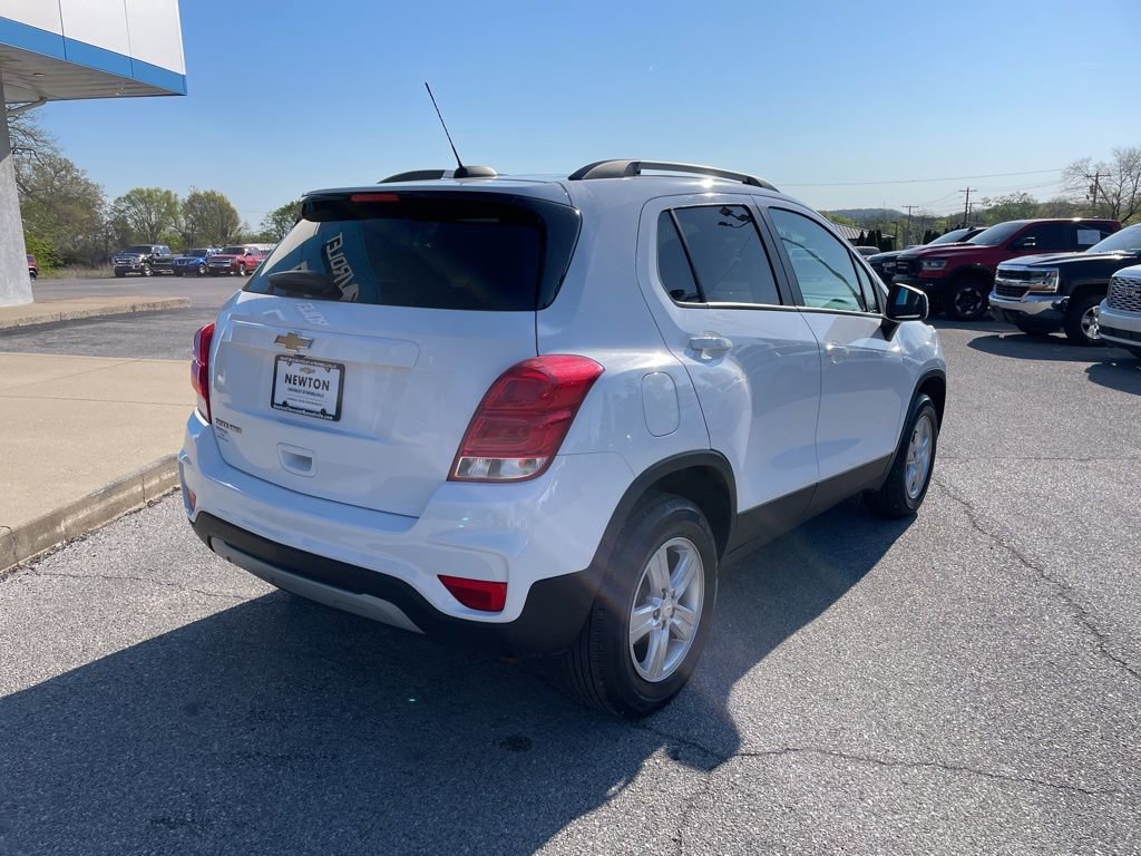 Used 2022 Chevrolet Trax LT AWD/4WD image 48