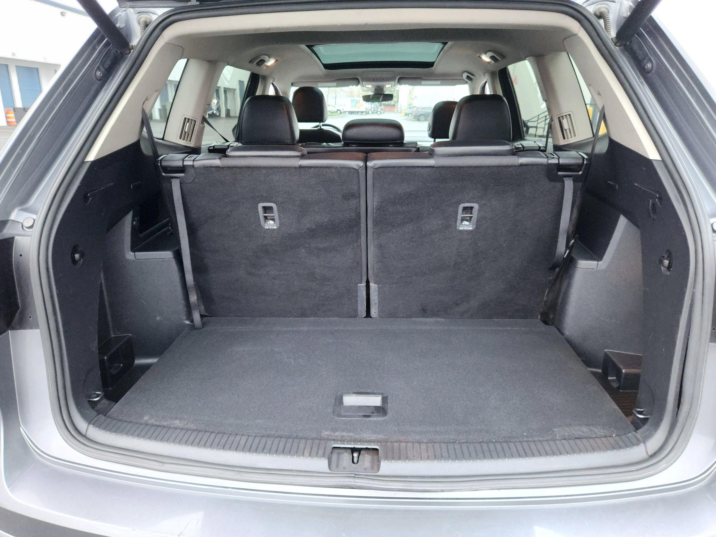 Used 2018 Volkswagen Atlas SEL AWD/4WD image 24