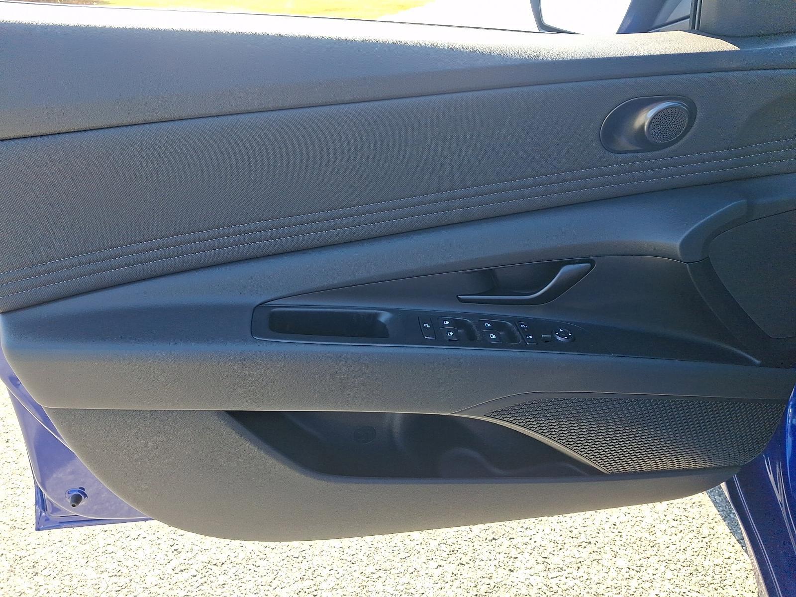 New 2026 Hyundai Elantra Sport FWD image 8