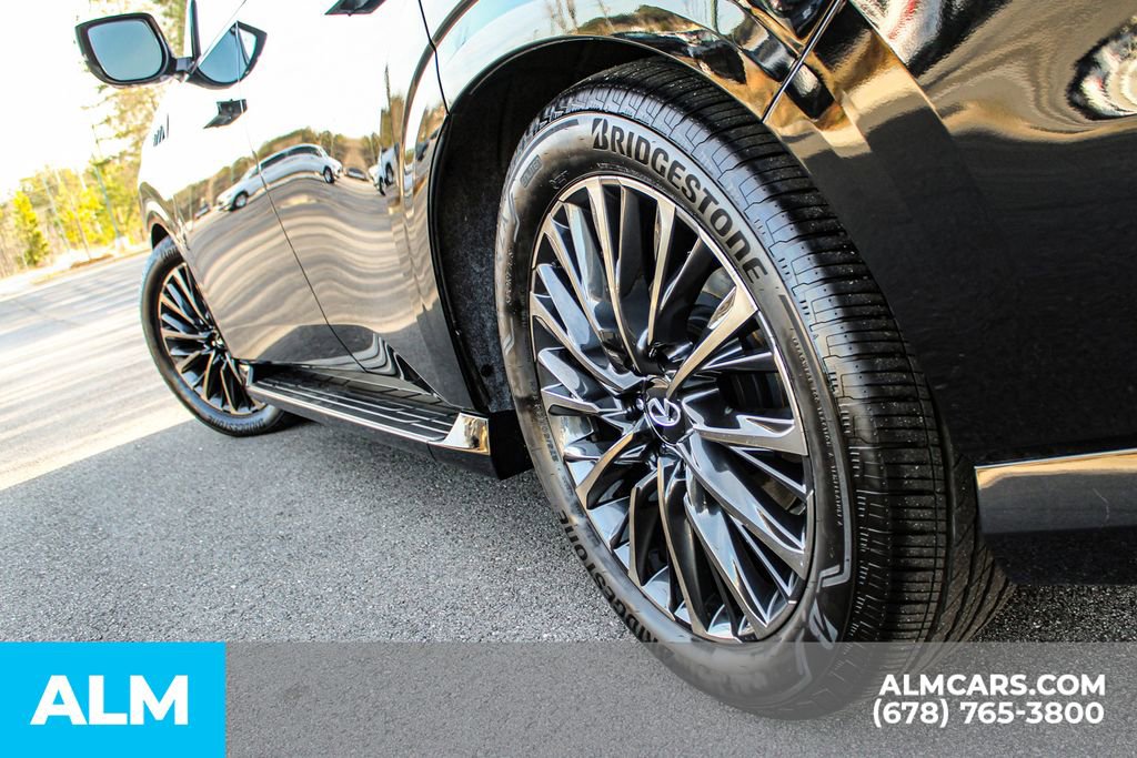 Used 2025 INFINITI QX80 Autograph image 12