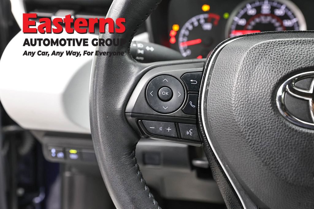 Used 2021 Toyota Corolla SE FWD image 15