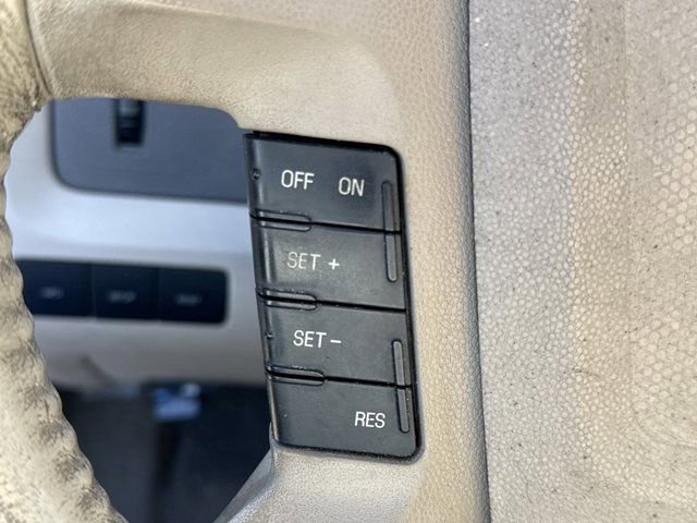 Used 2009 Ford Escape 2WD Hybrid image 17