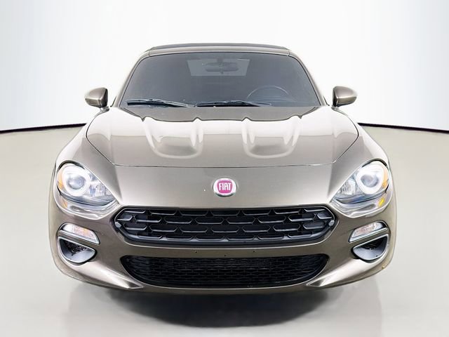 Used 2017 FIAT 124 Spider Classica image 4