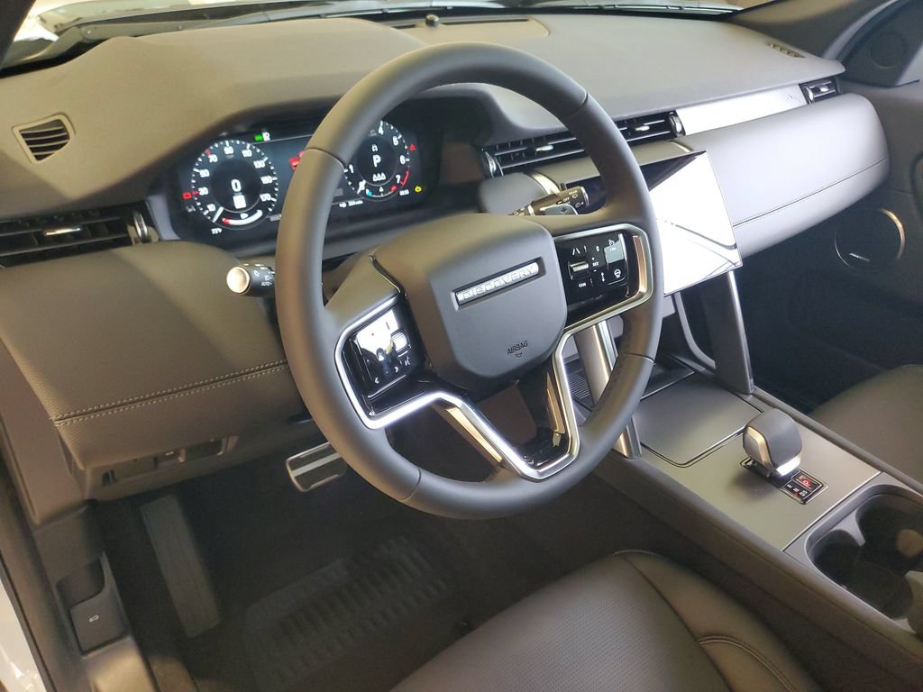 New 2026 Land Rover Discovery Sport Landmark AWD/4WD image 15