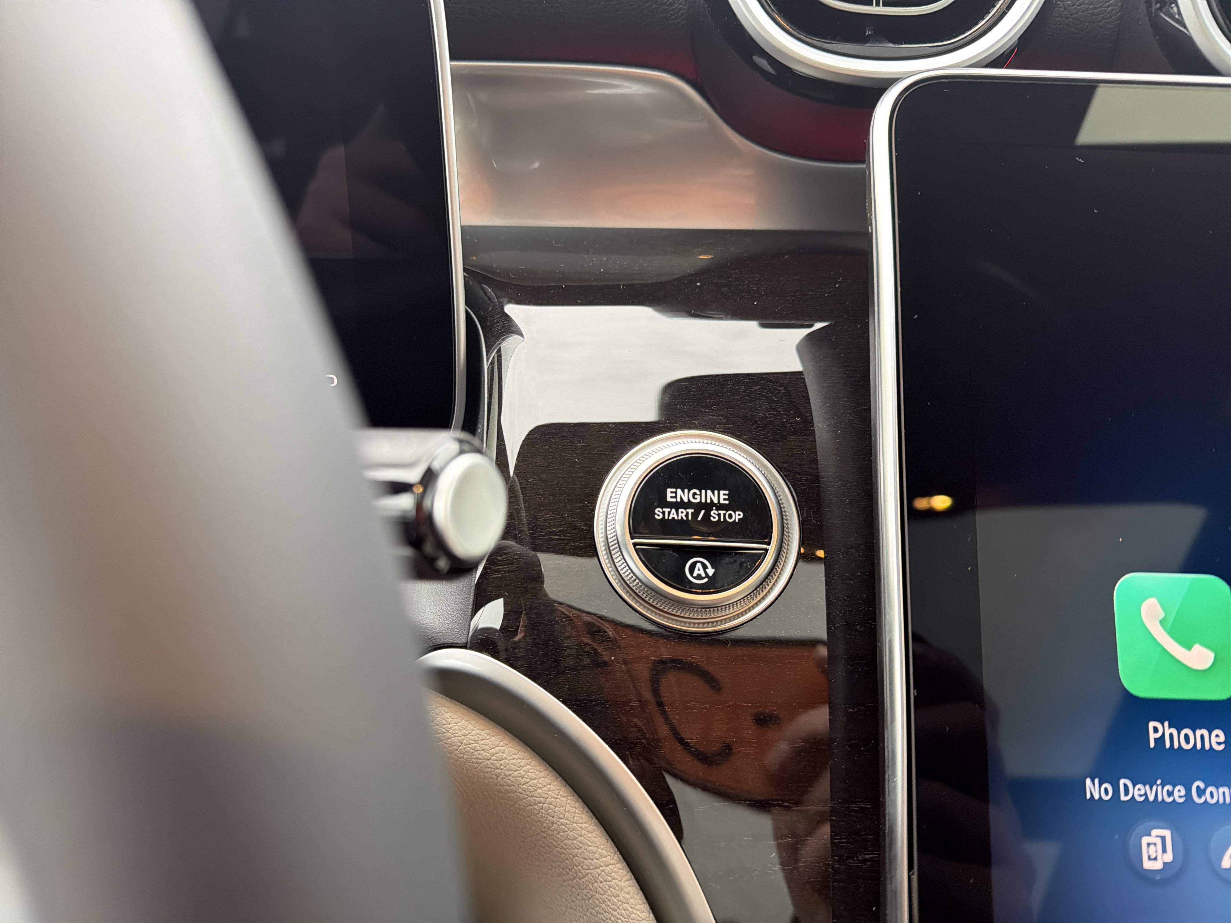 New 2026 Mercedes-Benz GLC 300 4MATIC image 18