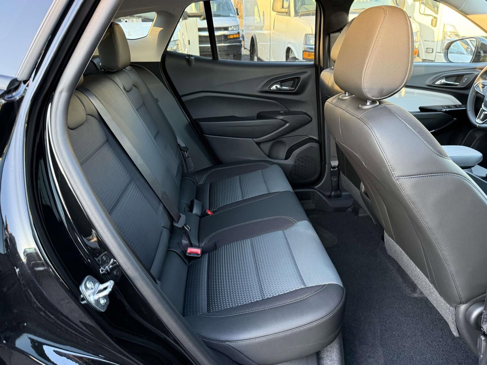 New 2026 Chevrolet Trax LT w/ Driver Confidence Package FWD image 22