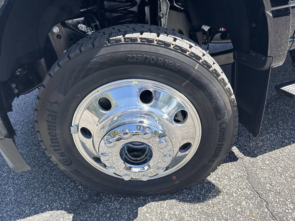 Used 2026 Ford F450 Platinum w/ Snow Plow Prep Package image 11