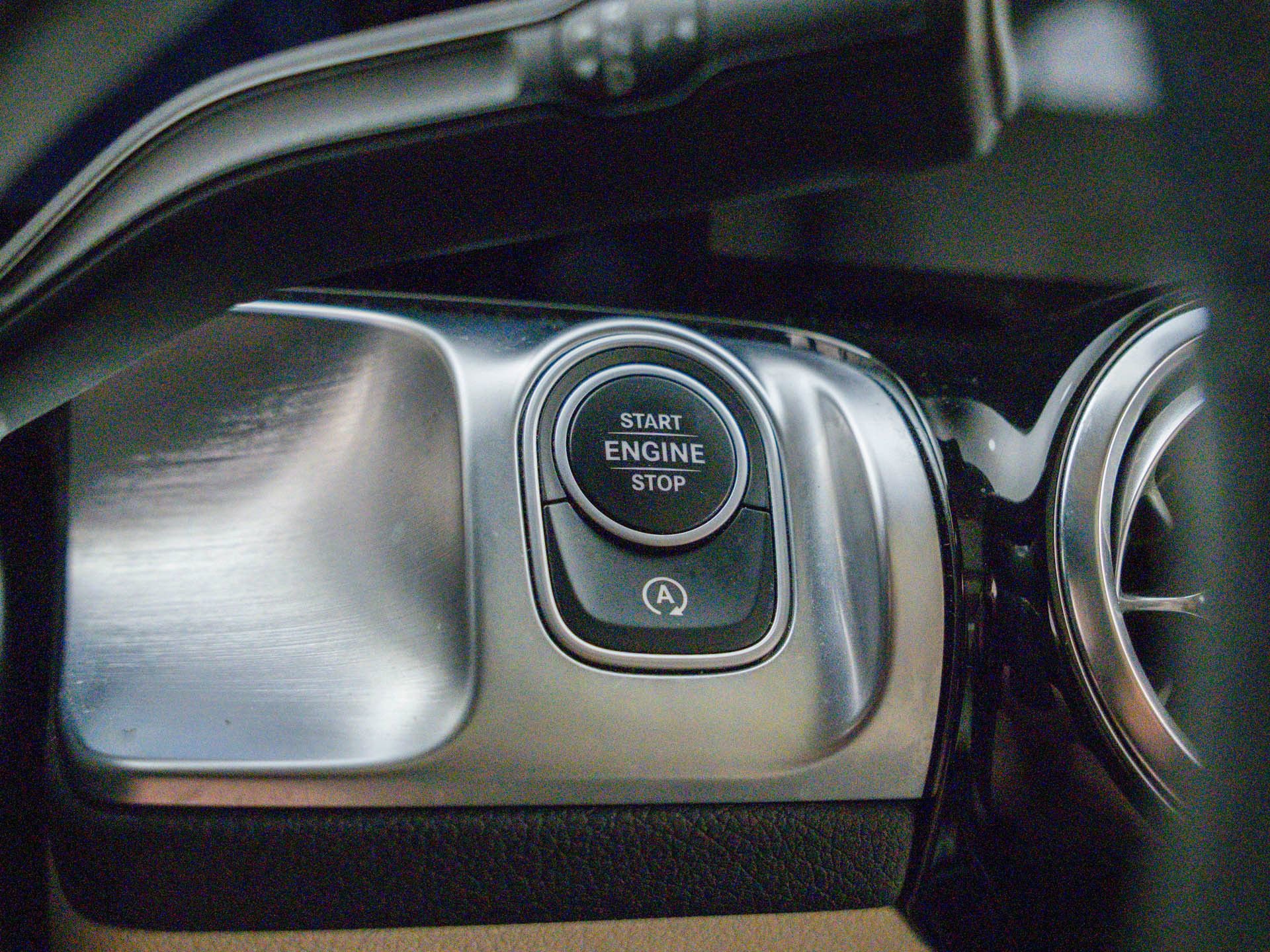 Used 2020 Mercedes-Benz GLB 250 4MATIC image 21