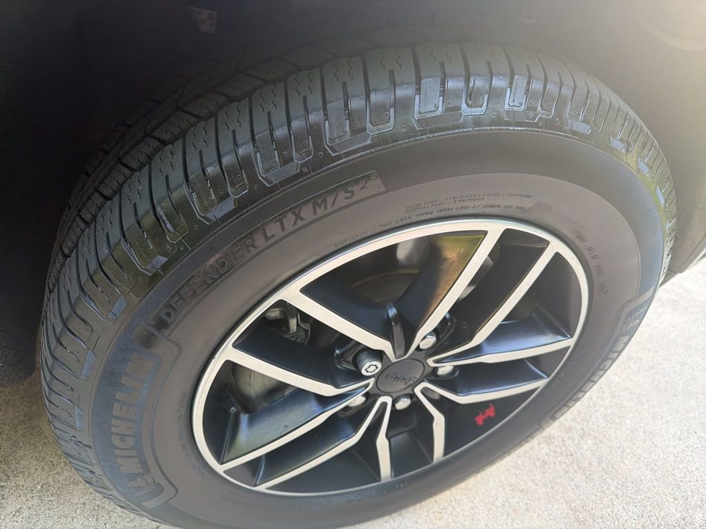 Used 2019 Jeep Grand Cherokee Trailhawk w/ Trailhawk Luxury Group AWD/4WD image 25