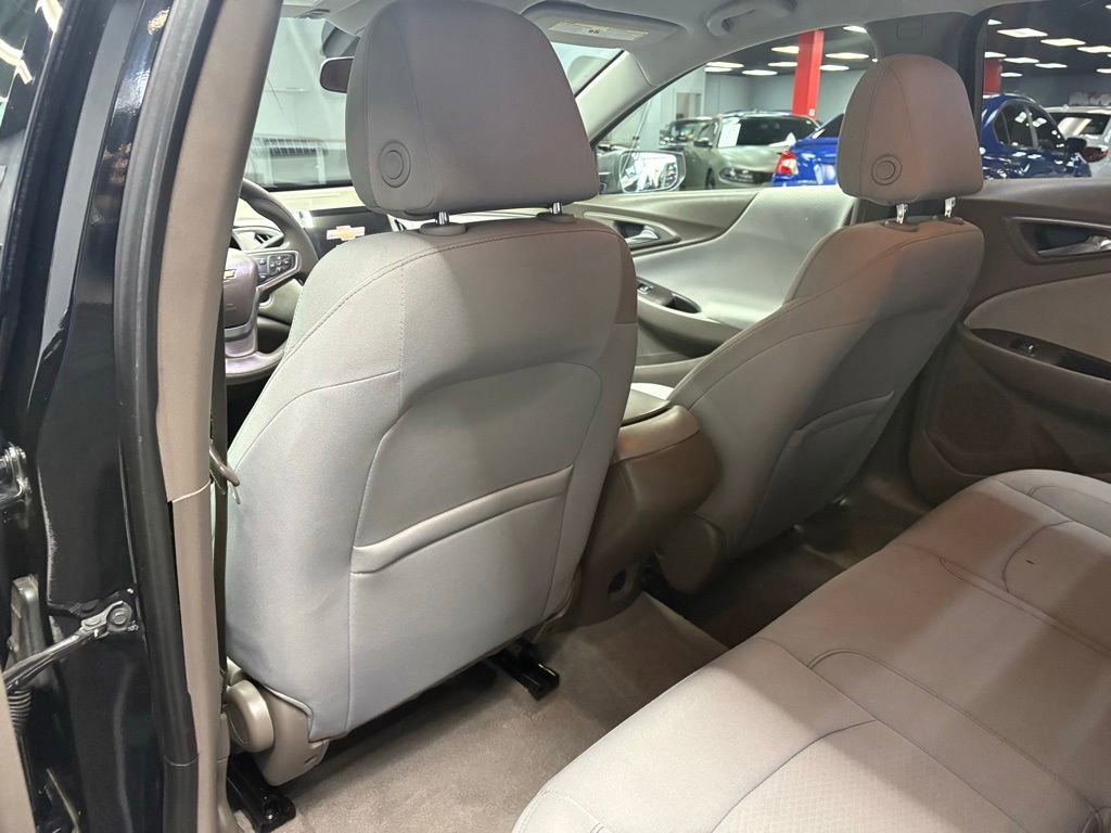 Used 2019 Chevrolet Malibu LS FWD image 24