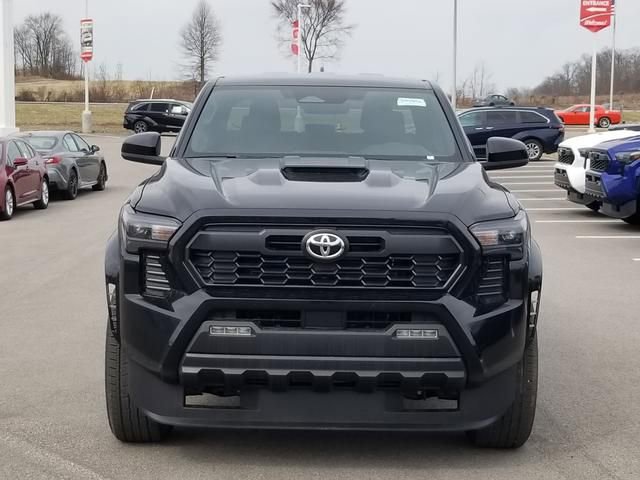 New 2025 Toyota Tacoma 4x4 Double Cab image 2