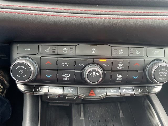 Used 2025 Dodge Durango GT AWD/4WD image 30