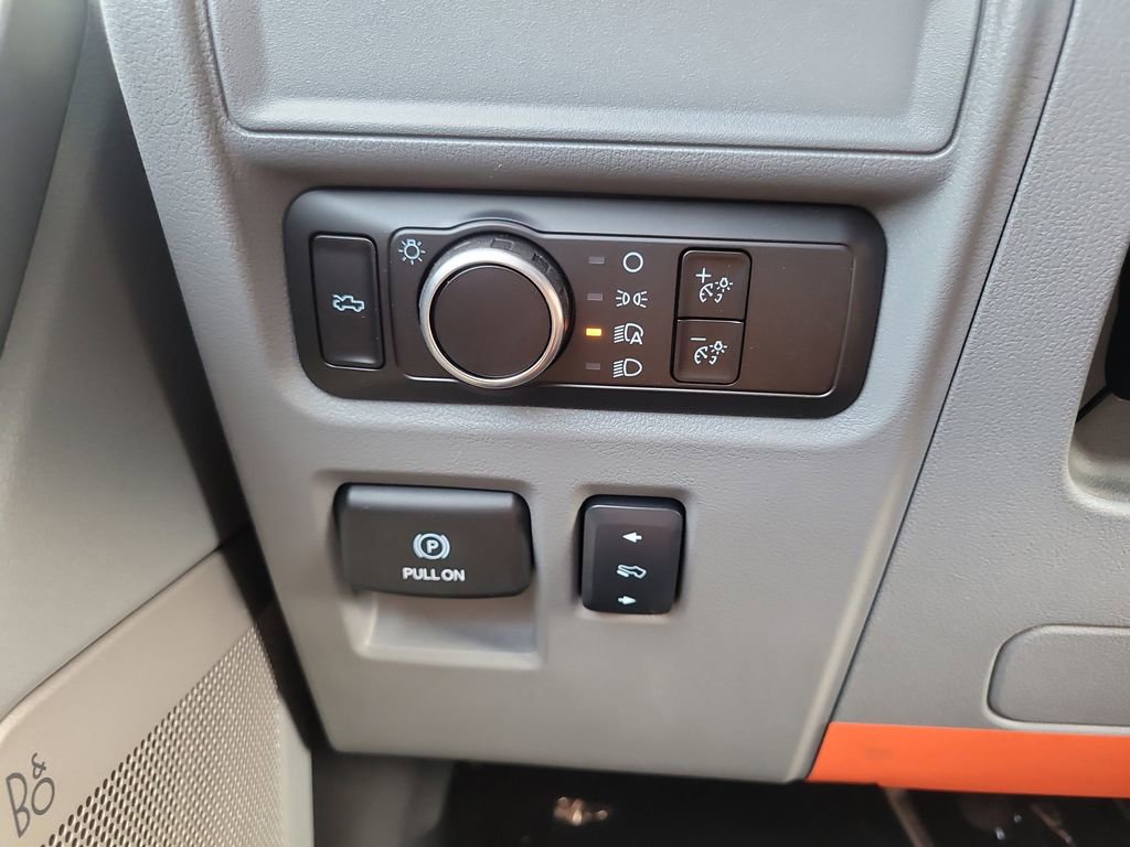 New 2025 Ford F150 Lightning Flash image 28