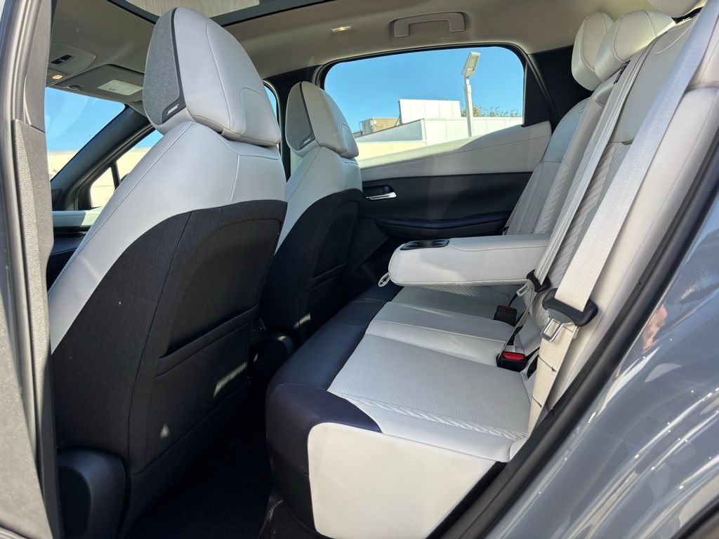 New 2026 Nissan Leaf Platinum+ w/ Illuminated Package FWD image 12