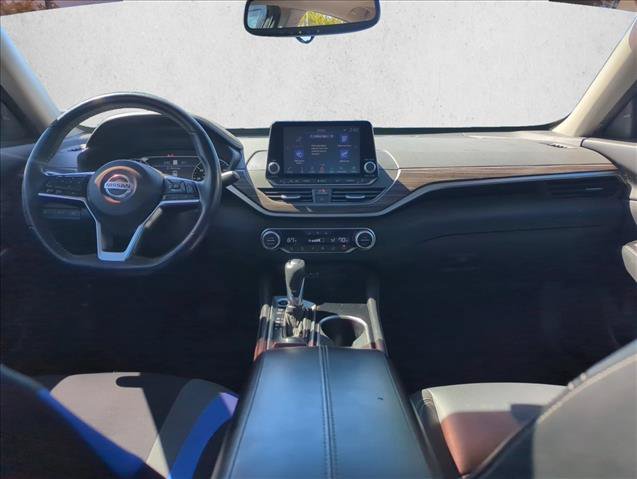 Used 2020 Nissan Altima 2.5 Platinum FWD image 26