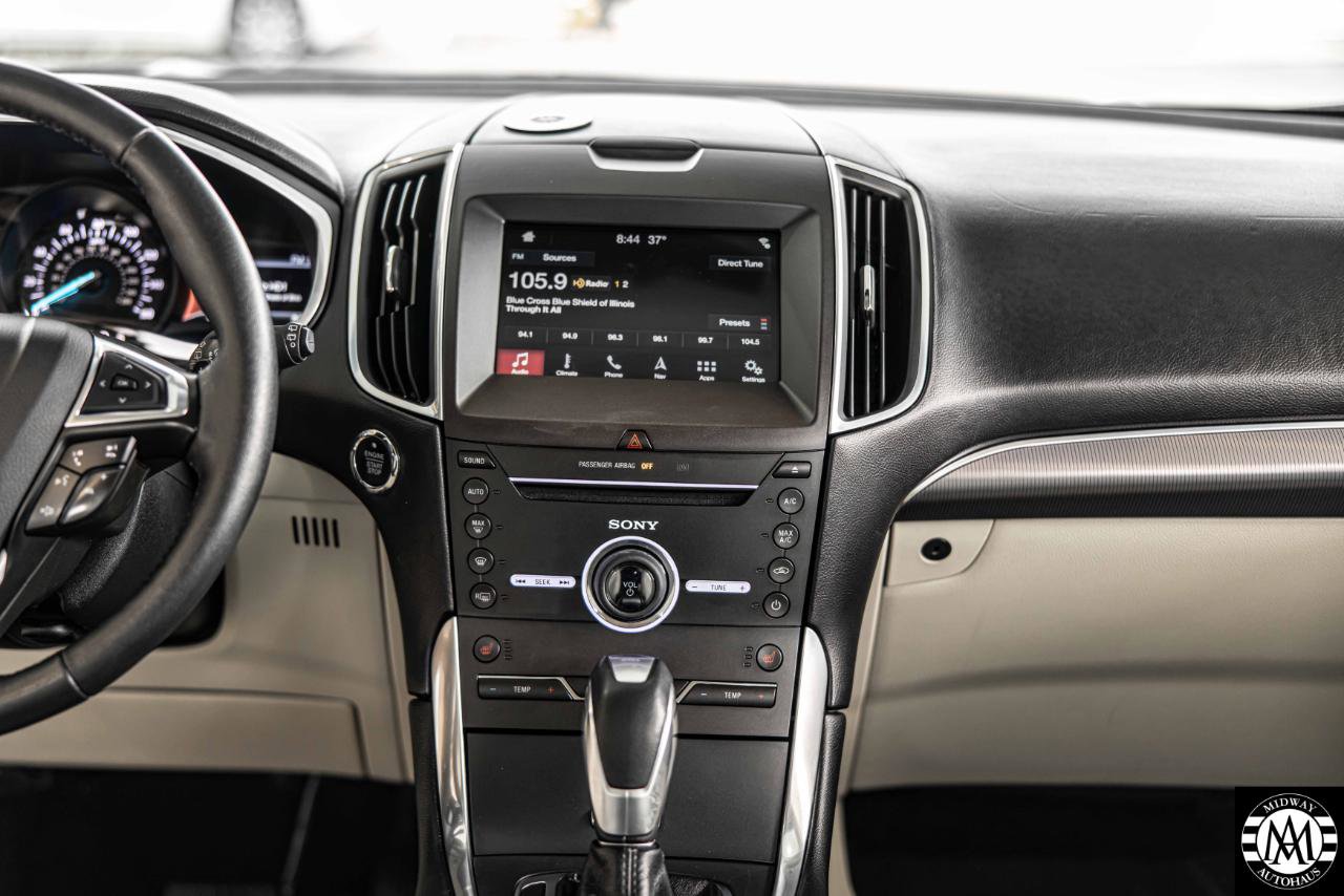 Used 2016 Ford Edge Titanium w/ Technology Package AWD/4WD image 19