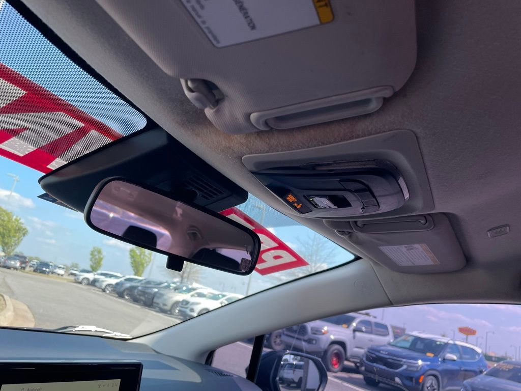 Used 2023 Toyota Corolla LE image 20