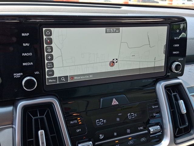 Used 2023 Kia Sorento EX AWD/4WD image 16