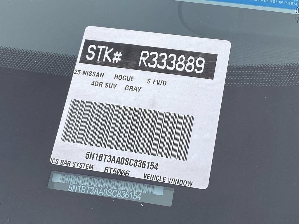 Used 2025 Nissan Rogue S FWD image 37