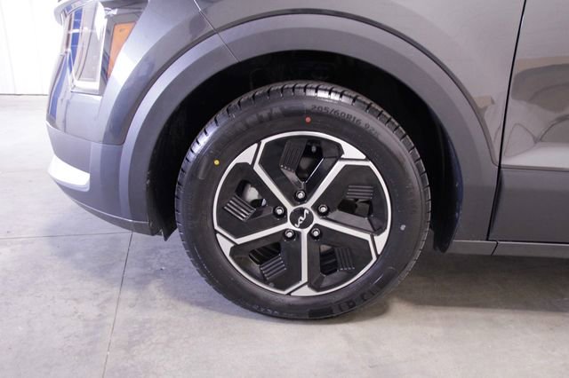 Used 2023 Kia Niro EX image 10