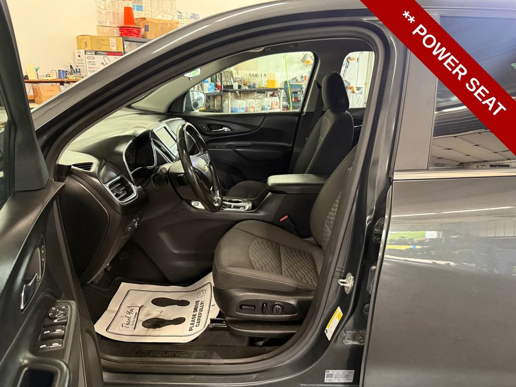 Used 2021 Chevrolet Equinox LT AWD/4WD image 12