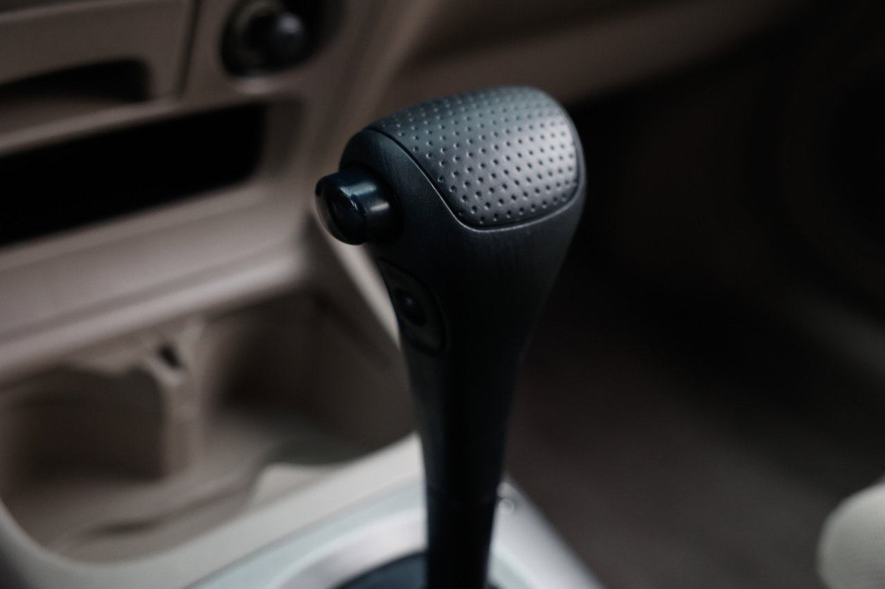 Used 2002 Toyota RAV4 2WD image 32