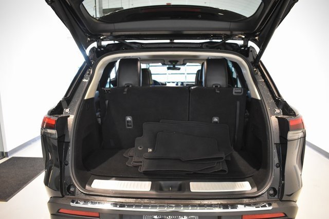 Used 2023 INFINITI QX60 Luxe w/ Performance Audio Package image 38