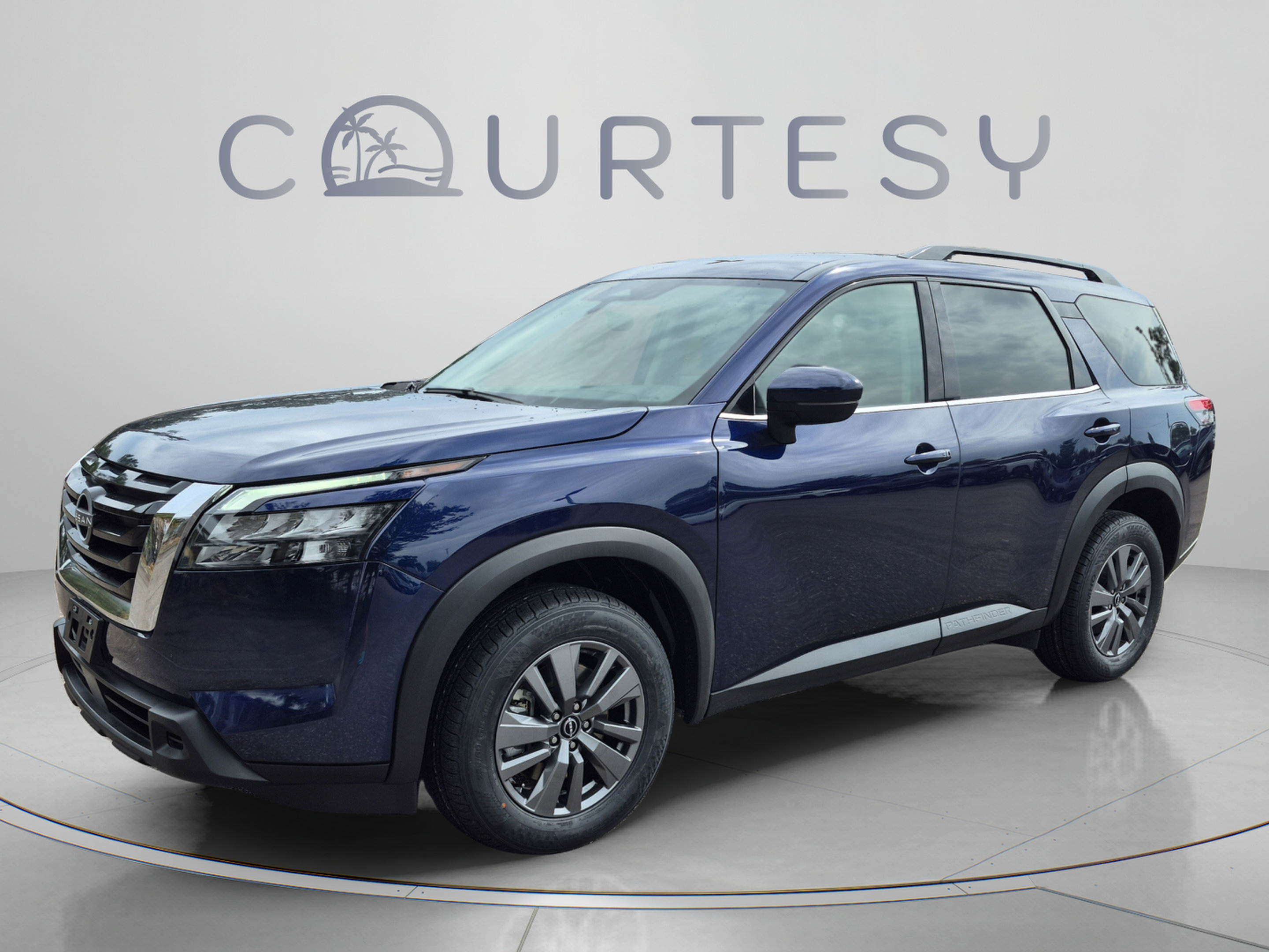 Certified 2025 Nissan Pathfinder SV FWD image 1
