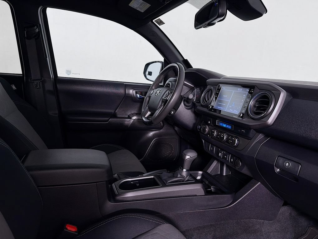 Used 2023 Toyota Tacoma TRD Off-Road AWD/4WD image 31