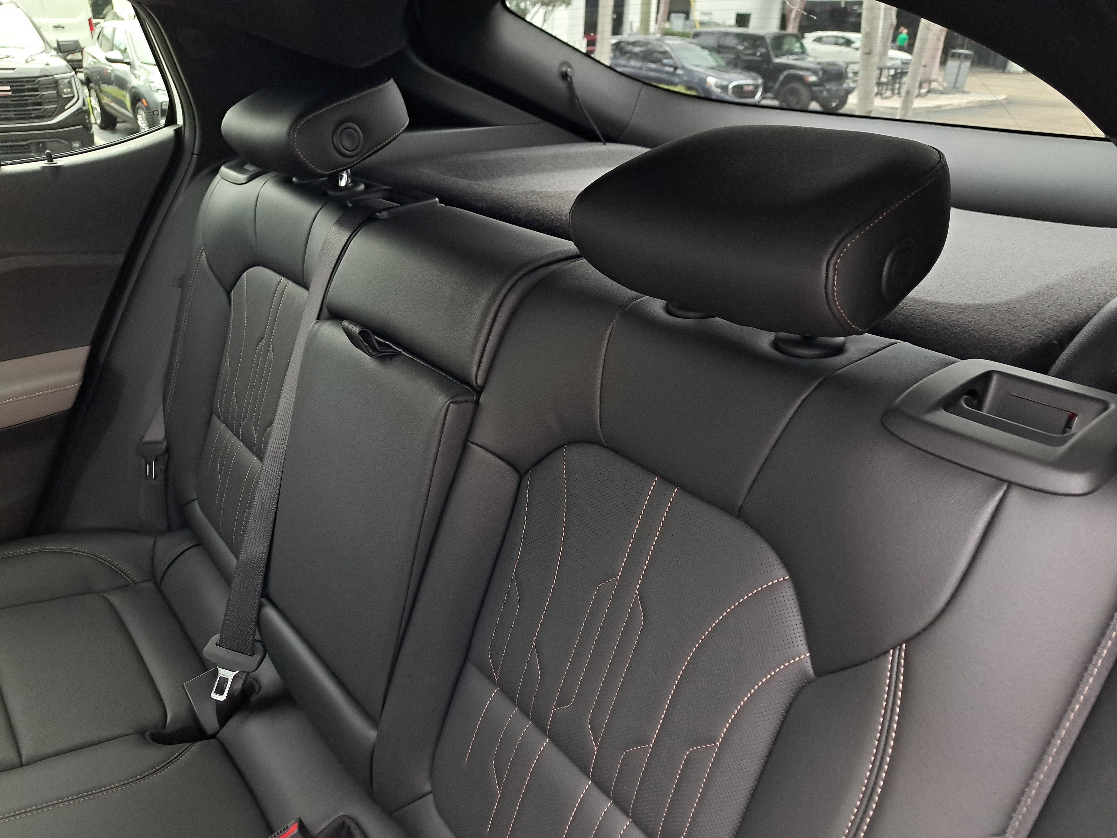 New 2026 Buick Envista Avenir image 12