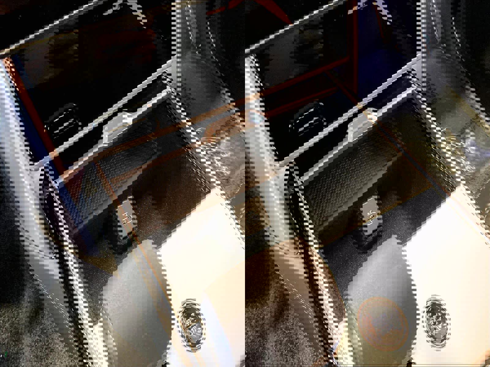 New 2025 Land Rover Range Rover SE image 21