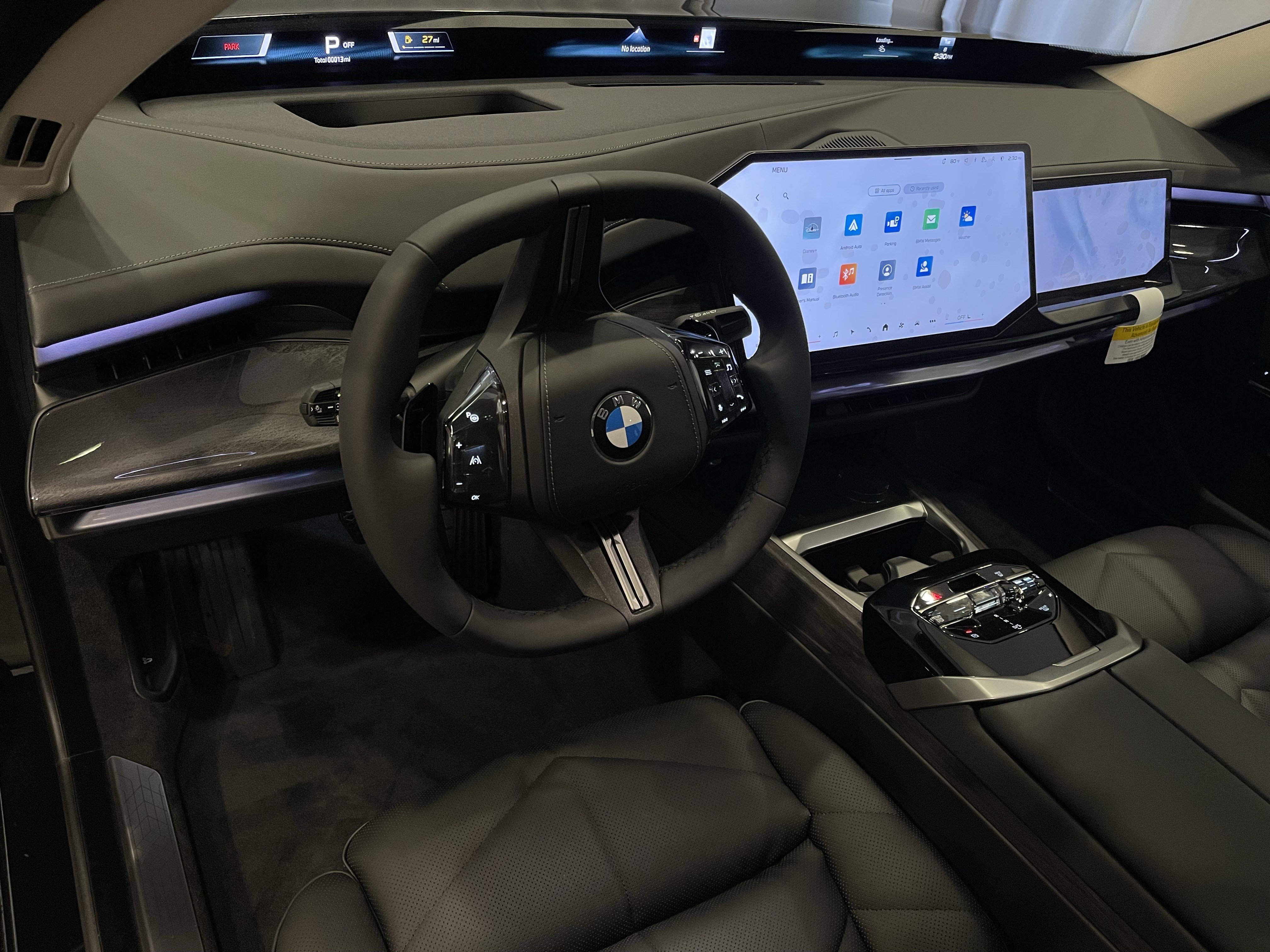 New 2027 BMW 740i xDrive w/ Premium Package AWD/4WD image 5