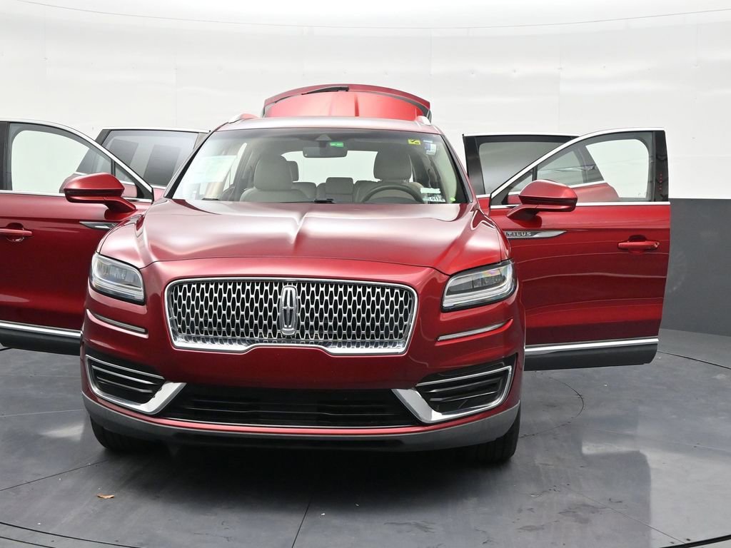 Used 2019 Lincoln Nautilus FWD image 32