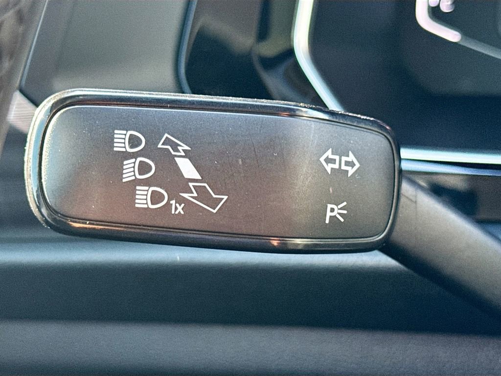 Used 2019 Volkswagen Jetta SEL image 12